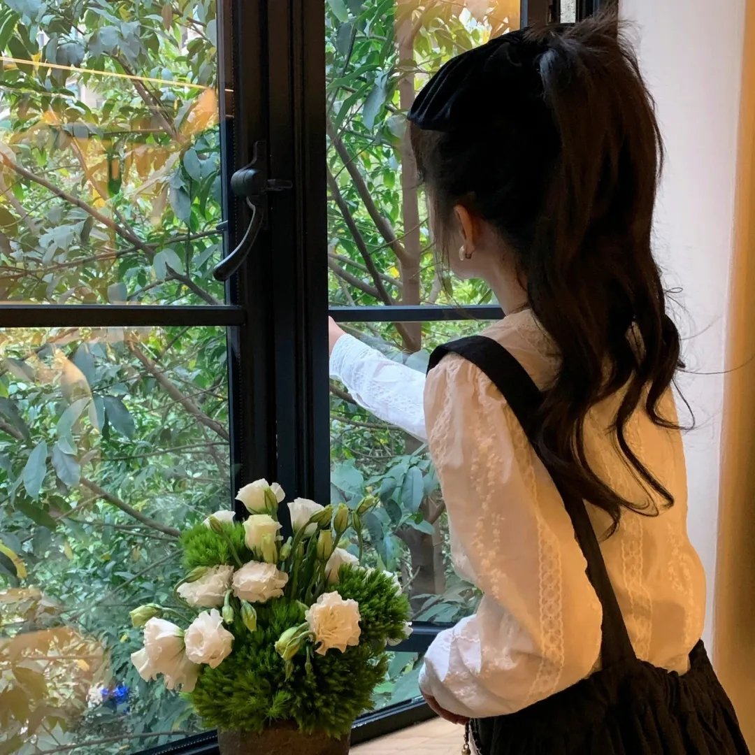 黎明时道别伤感